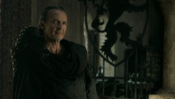 extant_GameOfThrones_5x04-SonsOfTheHarpy_0475