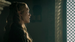 extant_GameOfThrones_5x04-SonsOfTheHarpy_0531