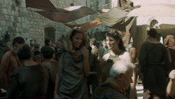 extant_GameOfThrones_5x04-SonsOfTheHarpy_0827