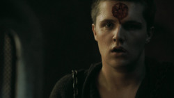 extant_GameOfThrones_5x04-SonsOfTheHarpy_1032