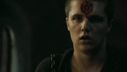 extant_GameOfThrones_5x04-SonsOfTheHarpy_1033