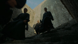 extant_GameOfThrones_5x04-SonsOfTheHarpy_1041