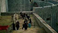 extant_GameOfThrones_5x04-SonsOfTheHarpy_1075