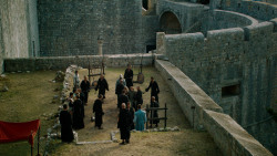 extant_GameOfThrones_5x04-SonsOfTheHarpy_1081