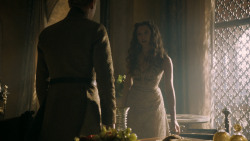 extant_GameOfThrones_5x04-SonsOfTheHarpy_1164
