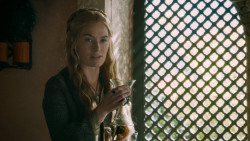 extant_GameOfThrones_5x04-SonsOfTheHarpy_1250