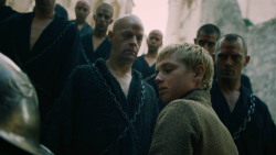 extant_GameOfThrones_5x04-SonsOfTheHarpy_1413