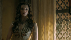 extant_GameOfThrones_5x04-SonsOfTheHarpy_1457