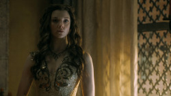extant_GameOfThrones_5x04-SonsOfTheHarpy_1466