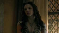 extant_GameOfThrones_5x04-SonsOfTheHarpy_1509