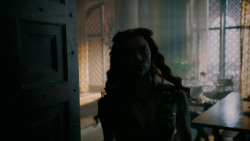 extant_GameOfThrones_5x04-SonsOfTheHarpy_1513
