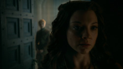 extant_GameOfThrones_5x04-SonsOfTheHarpy_1526