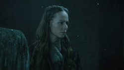 extant_GameOfThrones_5x04-SonsOfTheHarpy_1563