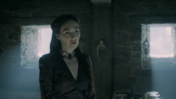 extant_GameOfThrones_5x04-SonsOfTheHarpy_1887