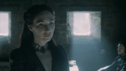 extant_GameOfThrones_5x04-SonsOfTheHarpy_1890