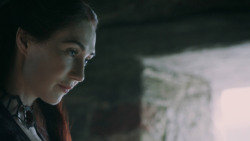 extant_GameOfThrones_5x04-SonsOfTheHarpy_1964