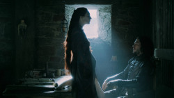 extant_GameOfThrones_5x04-SonsOfTheHarpy_1977