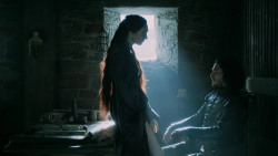 extant_GameOfThrones_5x04-SonsOfTheHarpy_1982