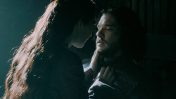 extant_GameOfThrones_5x04-SonsOfTheHarpy_2052