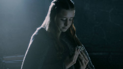 extant_GameOfThrones_5x04-SonsOfTheHarpy_2248