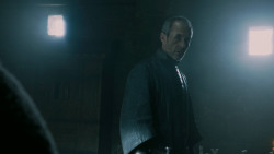 extant_GameOfThrones_5x04-SonsOfTheHarpy_2482