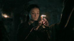 extant_GameOfThrones_5x04-SonsOfTheHarpy_2580