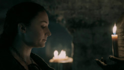 extant_GameOfThrones_5x04-SonsOfTheHarpy_2587