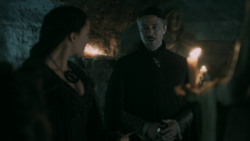 extant_GameOfThrones_5x04-SonsOfTheHarpy_2666