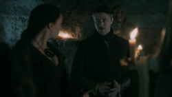 extant_GameOfThrones_5x04-SonsOfTheHarpy_2674