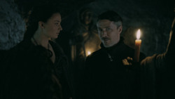 extant_GameOfThrones_5x04-SonsOfTheHarpy_2773