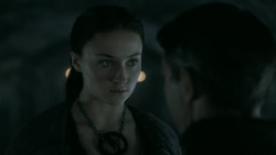 extant_GameOfThrones_5x04-SonsOfTheHarpy_3018