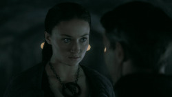 extant_GameOfThrones_5x04-SonsOfTheHarpy_3023