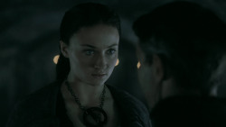 extant_GameOfThrones_5x04-SonsOfTheHarpy_3024