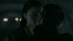 extant_GameOfThrones_5x04-SonsOfTheHarpy_3059