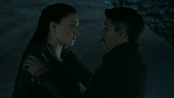 extant_GameOfThrones_5x04-SonsOfTheHarpy_3071