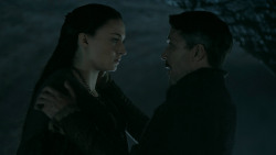 extant_GameOfThrones_5x04-SonsOfTheHarpy_3074