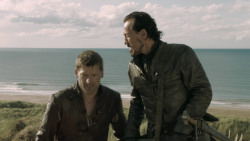 extant_GameOfThrones_5x04-SonsOfTheHarpy_3400
