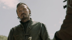 extant_GameOfThrones_5x04-SonsOfTheHarpy_3560