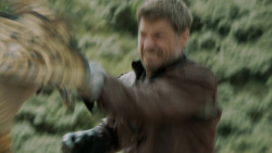extant_GameOfThrones_5x04-SonsOfTheHarpy_3649