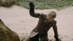 extant_GameOfThrones_5x04-SonsOfTheHarpy_3684