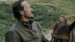 extant_GameOfThrones_5x04-SonsOfTheHarpy_3764