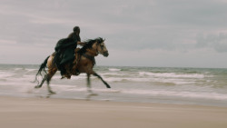 extant_GameOfThrones_5x04-SonsOfTheHarpy_3821