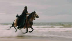 extant_GameOfThrones_5x04-SonsOfTheHarpy_3825