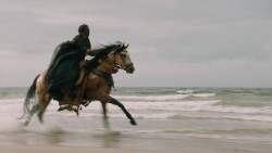 extant_GameOfThrones_5x04-SonsOfTheHarpy_3828