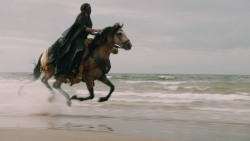 extant_GameOfThrones_5x04-SonsOfTheHarpy_3831