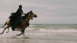 extant_GameOfThrones_5x04-SonsOfTheHarpy_3833