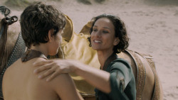 extant_GameOfThrones_5x04-SonsOfTheHarpy_3858