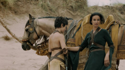 extant_GameOfThrones_5x04-SonsOfTheHarpy_3867