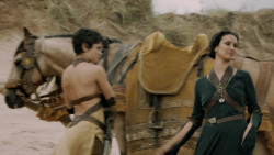 extant_GameOfThrones_5x04-SonsOfTheHarpy_3869