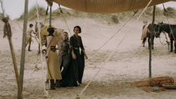 extant_GameOfThrones_5x04-SonsOfTheHarpy_3876